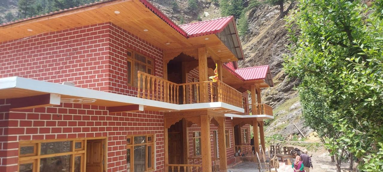 Hotel Royal Hillcrest Harsil ภายนอก รูปภาพ